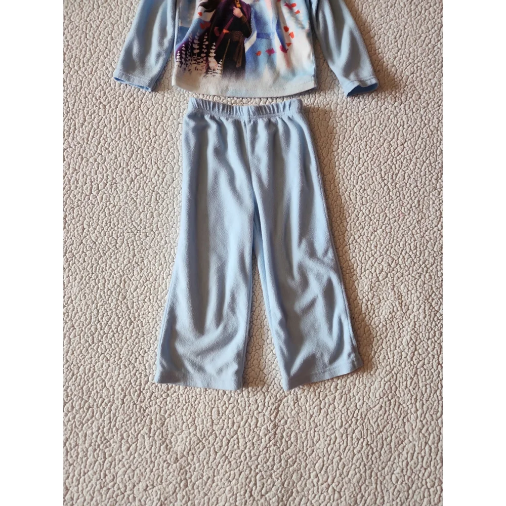 Disney Frozen 2 Elsa and Anna fleece 4T pajama top and pants set